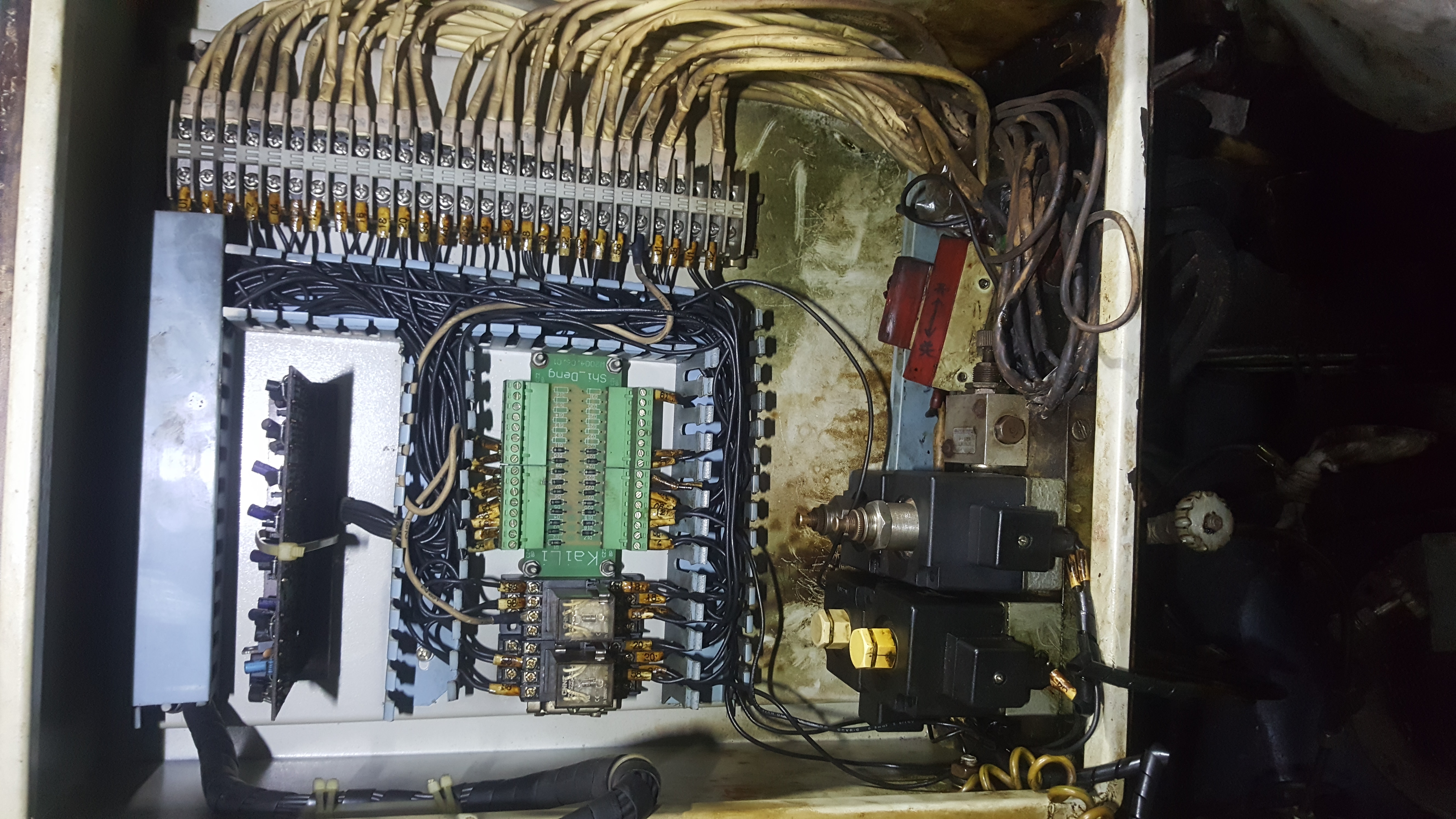Perbaikan Maneuver Control Unit, KM. SIP 168